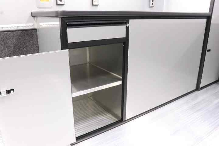 inTech Gooseneck Trailer