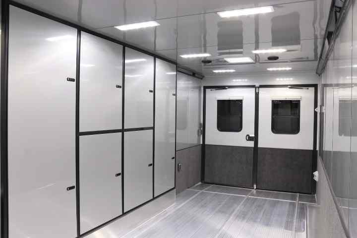 inTech Gooseneck Trailer