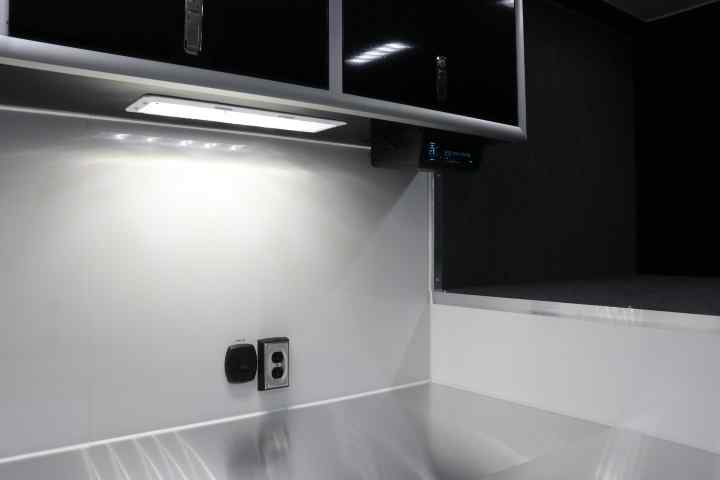 inTech Gooseneck Trailer