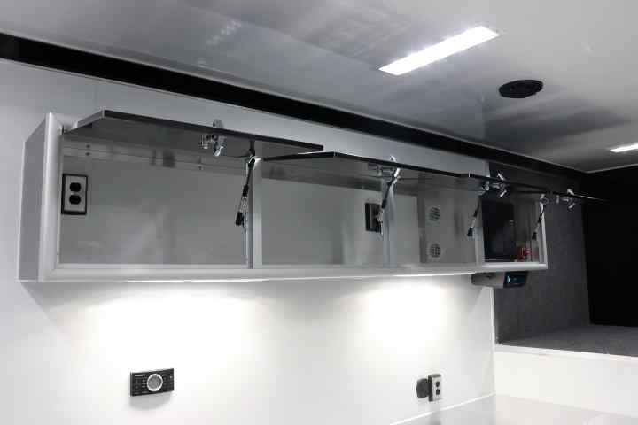 inTech Gooseneck Trailer
