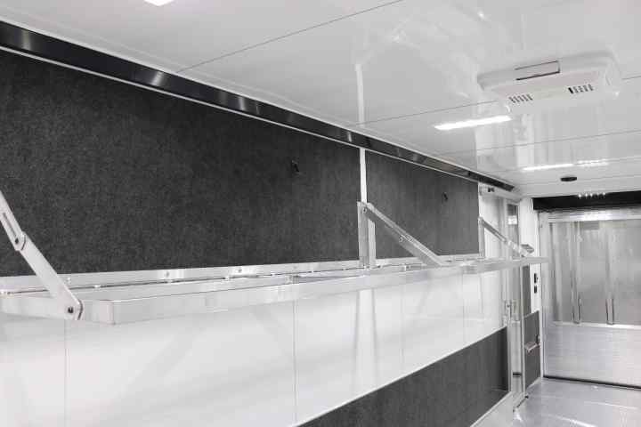 inTech Gooseneck Trailer