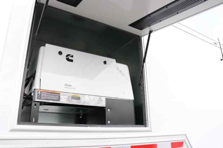 inTech Gooseneck Trailer