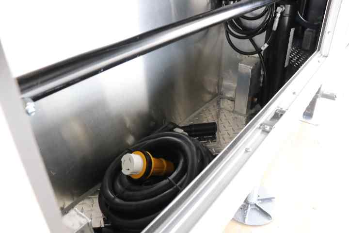 inTech Gooseneck Trailer