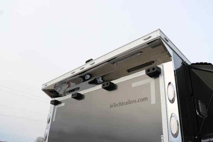 inTech Gooseneck Trailer