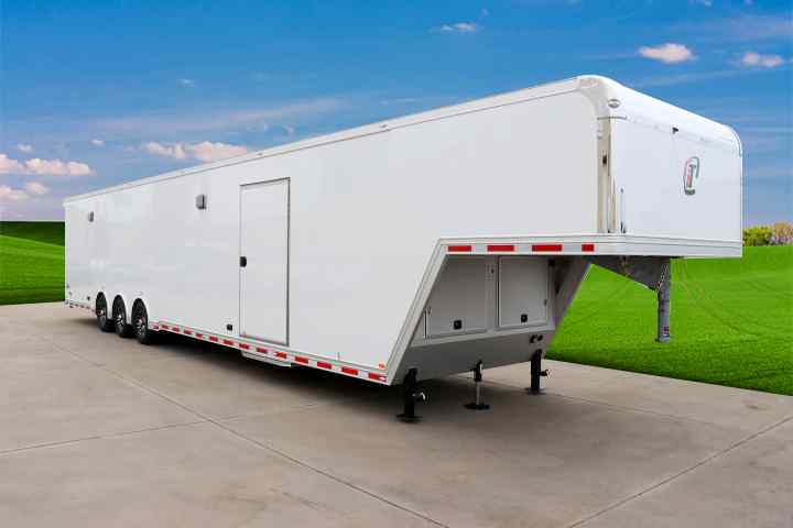 inTech Gooseneck Trailer