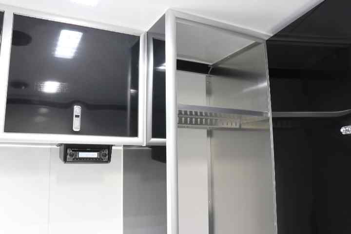 inTech Gooseneck Trailer