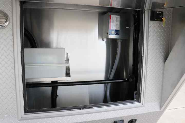 inTech Gooseneck Trailer