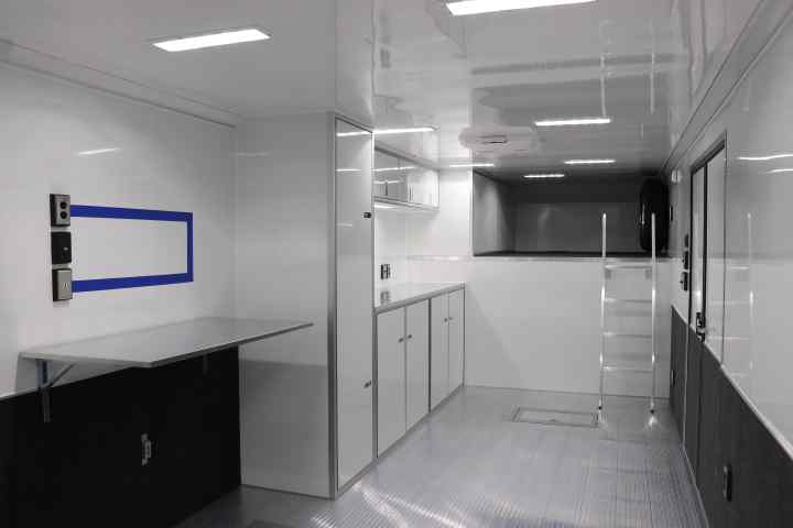 inTech Gooseneck Trailer