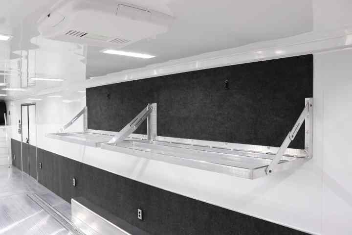 inTech Gooseneck Trailer