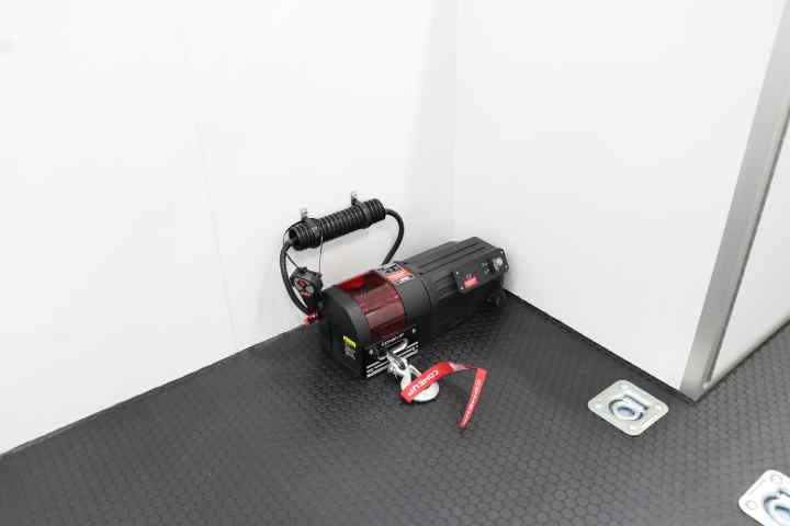 inTech Gooseneck Trailer