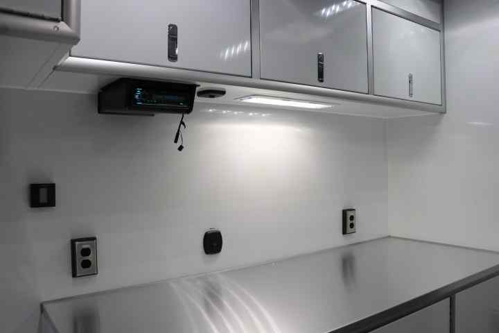inTech Gooseneck Trailer