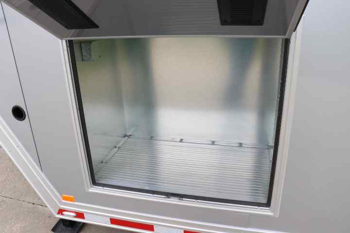 inTech Gooseneck Trailer
