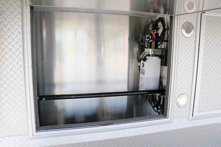 inTech Gooseneck Trailer