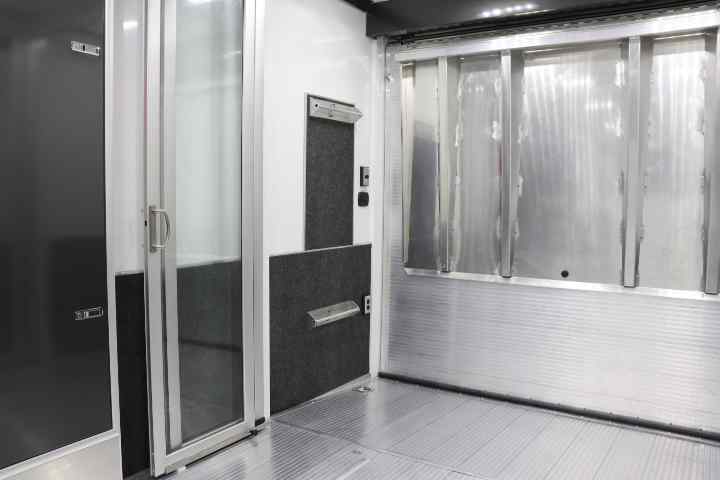 inTech Gooseneck Trailer