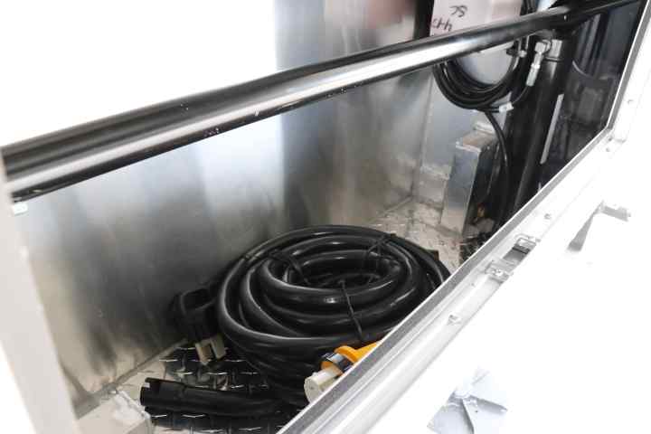 inTech Gooseneck Trailer