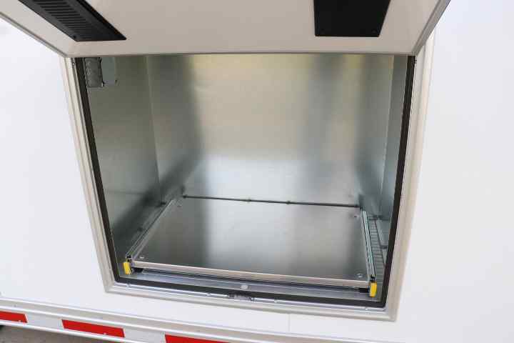 inTech Gooseneck Trailer