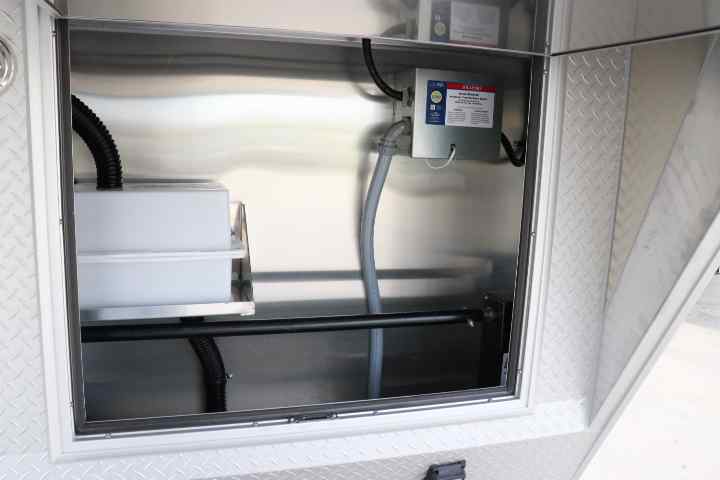 inTech Gooseneck Trailer