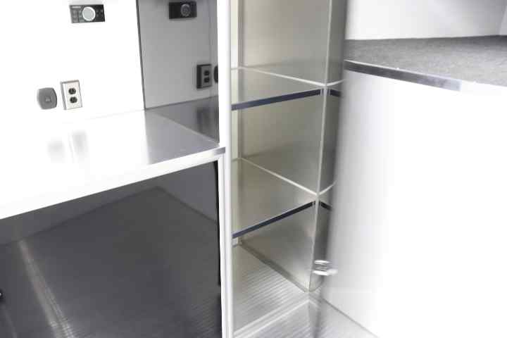 inTech Gooseneck Trailer