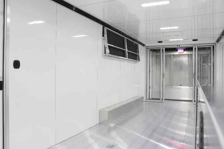 inTech Gooseneck Trailer