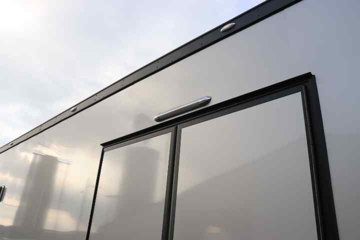 inTech Gooseneck Trailer