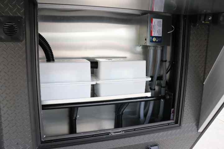 inTech Gooseneck Trailer