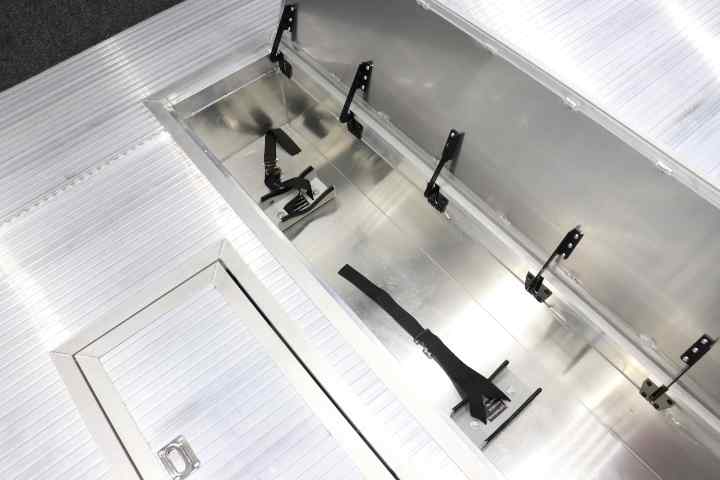 inTech Gooseneck Trailer