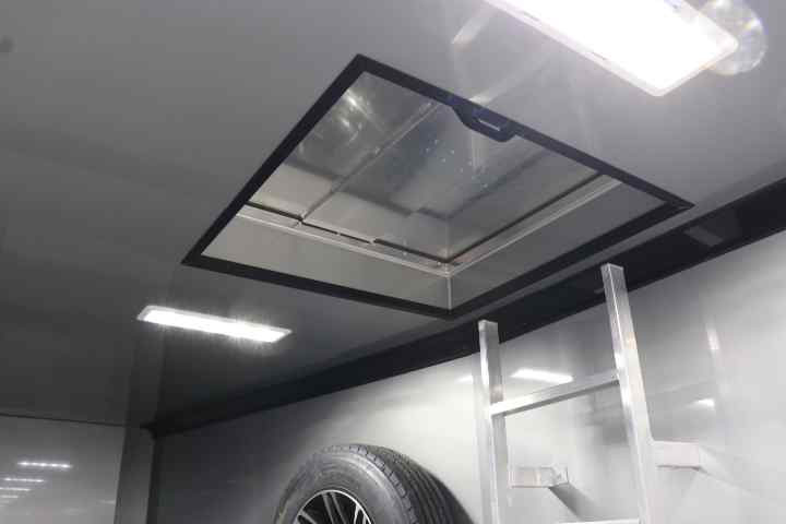 inTech Gooseneck Trailer