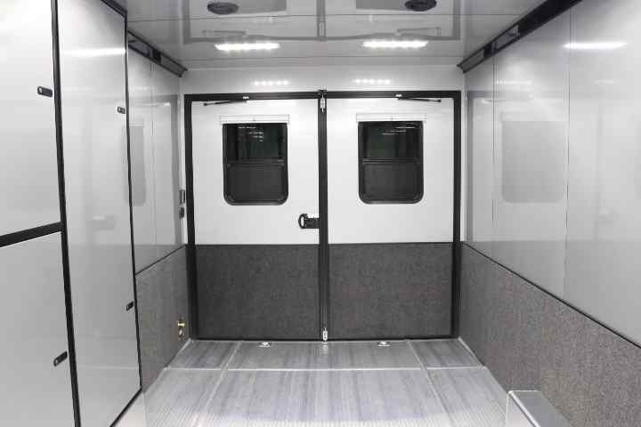 inTech Gooseneck Trailer