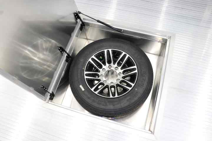 inTech Gooseneck Trailer