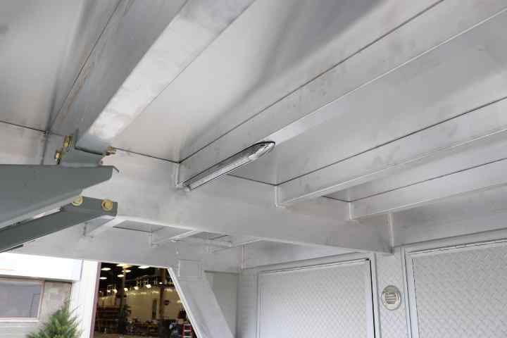 inTech Gooseneck Trailer