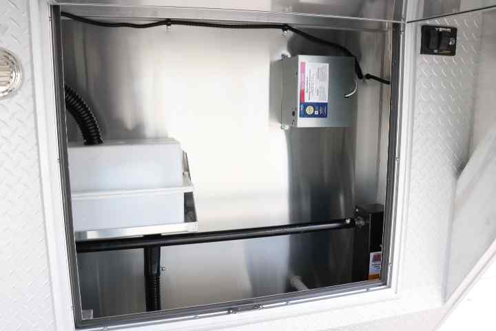 inTech Gooseneck Trailer