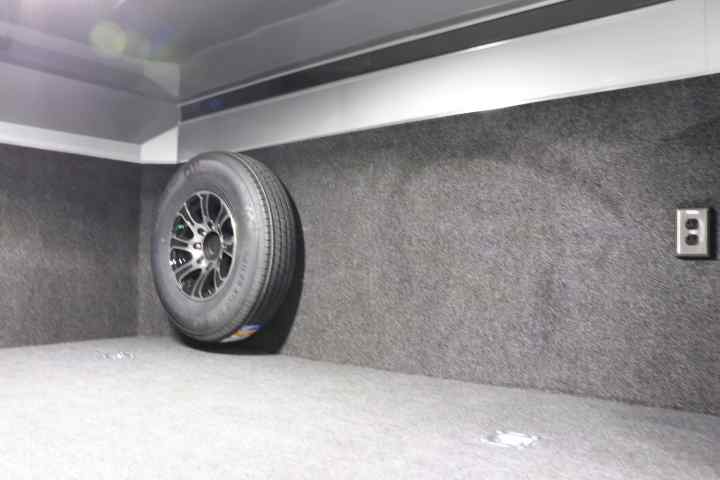 inTech Gooseneck Trailer