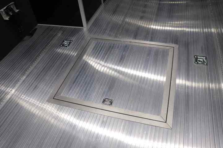 inTech Gooseneck Trailer