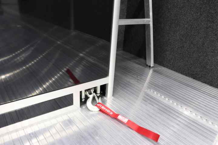 inTech Gooseneck Trailer