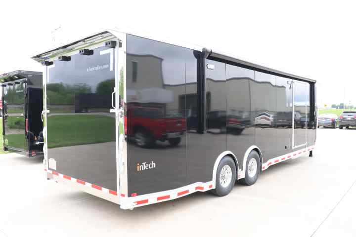 inTech Gooseneck Trailer