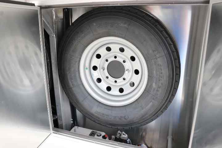 inTech Gooseneck Trailer