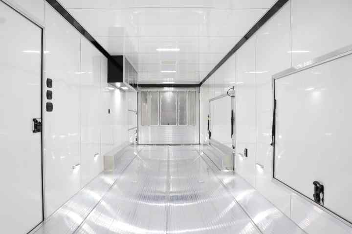 inTech Gooseneck Trailer