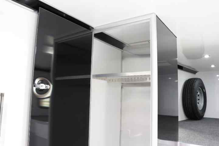 inTech Gooseneck Trailer