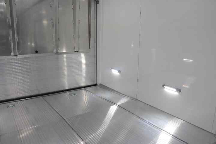 inTech Gooseneck Trailer