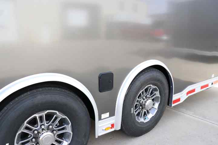 inTech Gooseneck Trailer