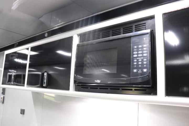 inTech Gooseneck Trailer