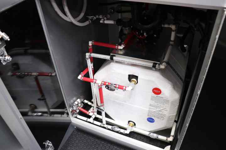 inTech Gooseneck Trailer