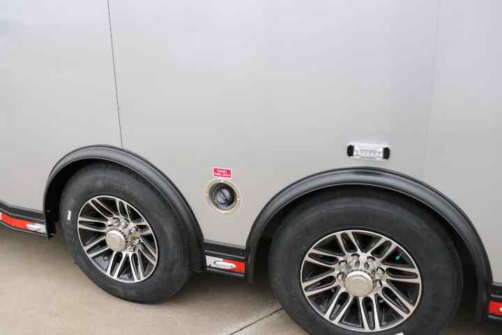 inTech Gooseneck Trailer