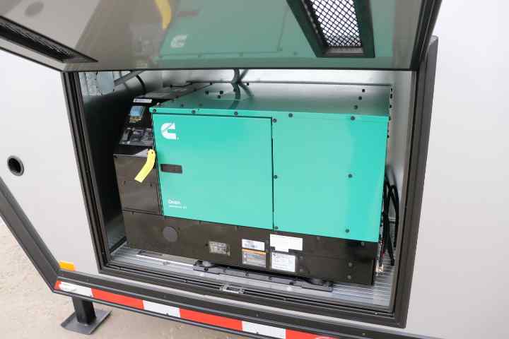 inTech Gooseneck Trailer