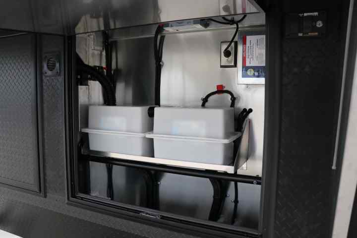 inTech Gooseneck Trailer
