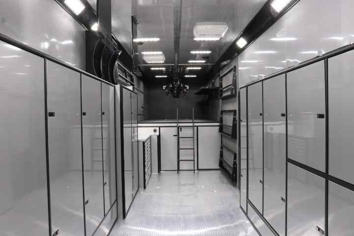 inTech Gooseneck Trailer