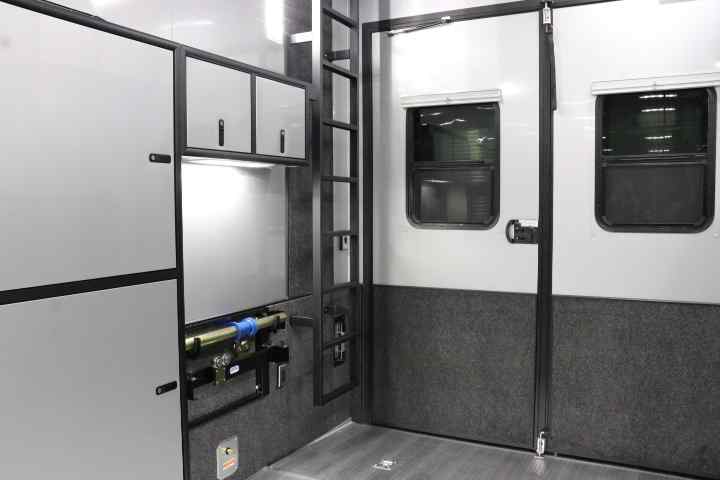 inTech Gooseneck Trailer
