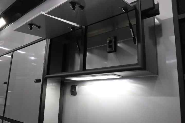 inTech Gooseneck Trailer
