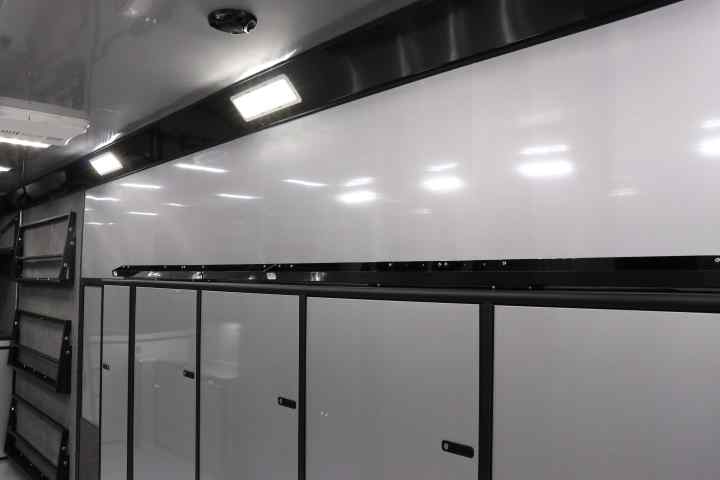 inTech Gooseneck Trailer