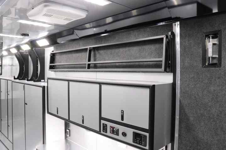 inTech Gooseneck Trailer